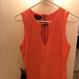NWT BEBE***coral keyhole dress size medium