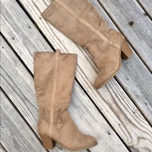 Tan Heeled Boots