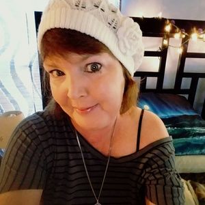 Meet your Posher, Michele