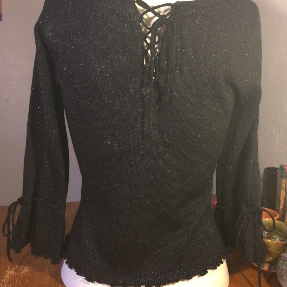Sparkly Black Lace-up 3/4-sleeved Top/Sweater
