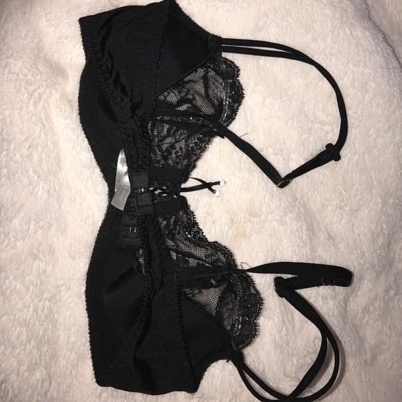 Cute Victoria Secret Bra - Picture 3 of 3