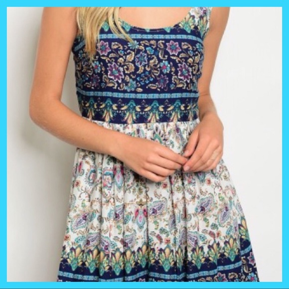 H/P 5/26! 💙GORGEOUS BACK LACE UP DRESS💙 - Picture 2 of 3