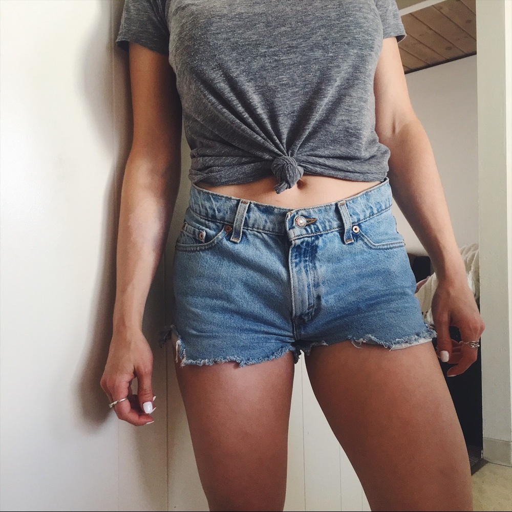 Levi's 90's Denim Cutoffs sz 27