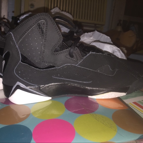 Jordans - Picture 2 of 4