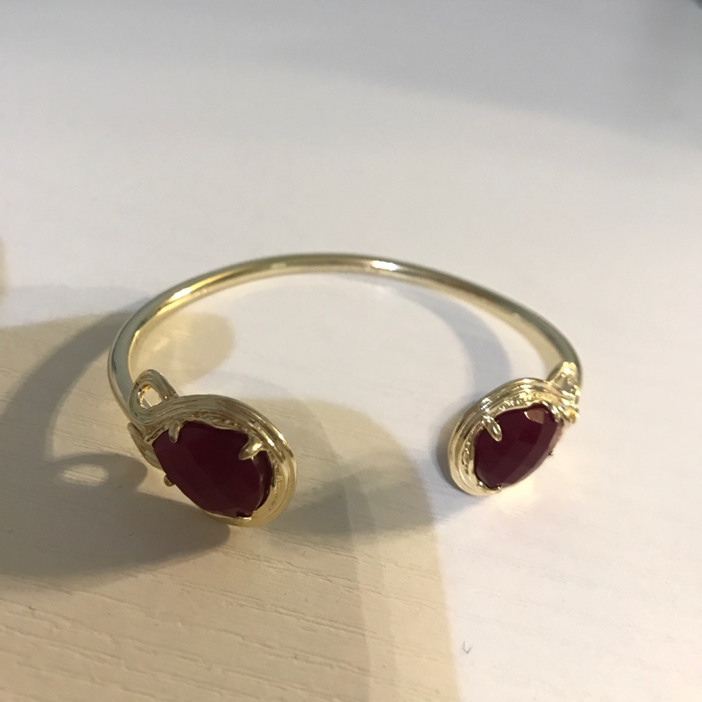 Maroon jade Kendra Scott cuff