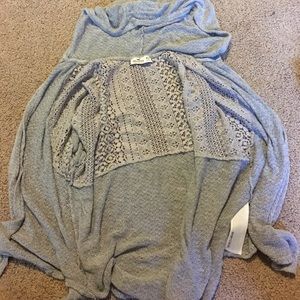 Hollister cardigan