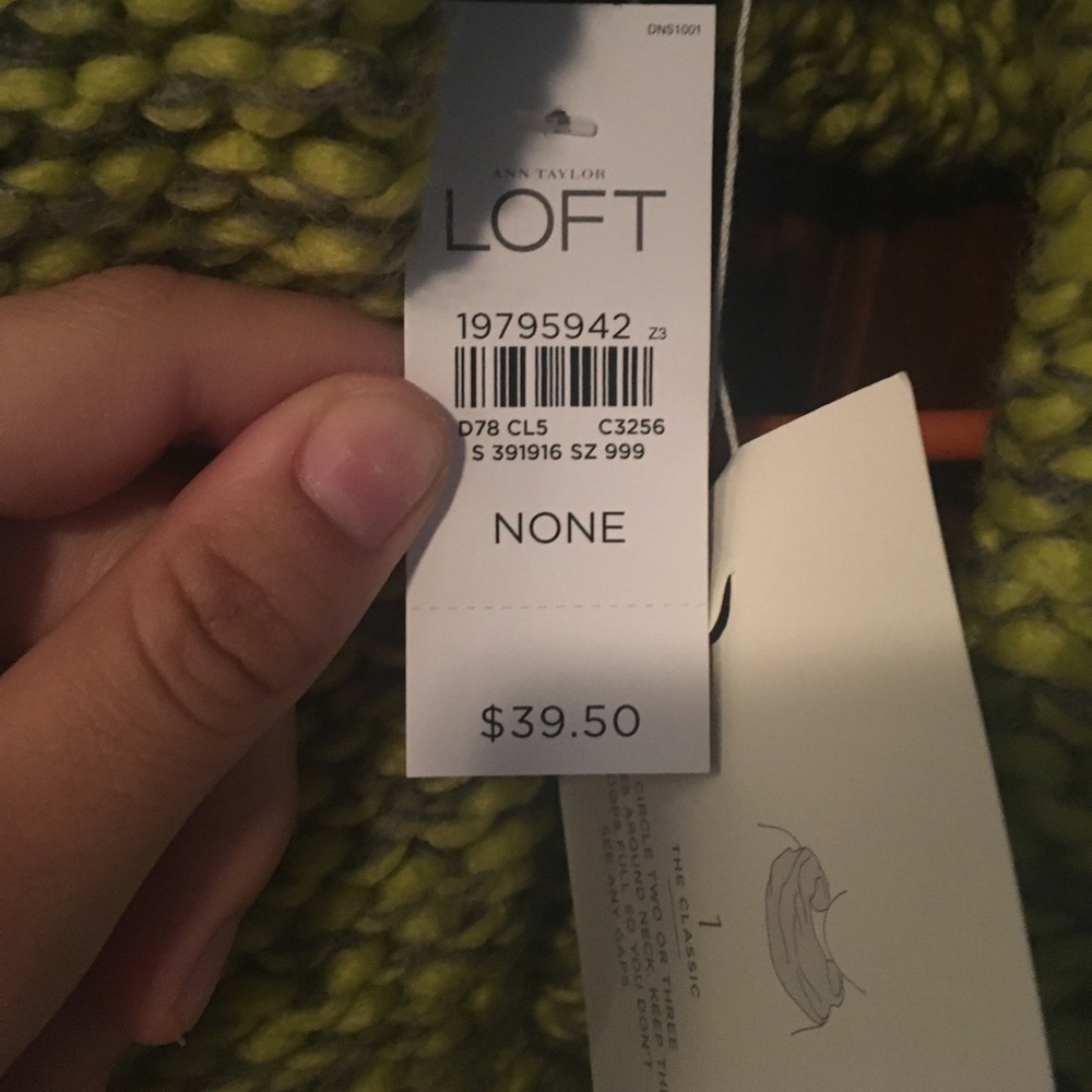 ❌sold❌Infinity scarf - Picture 3 of 3