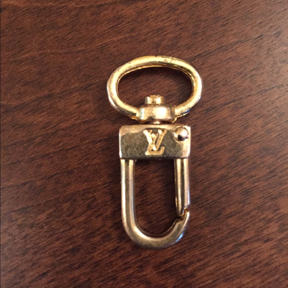 Louis Vuitton replacement clip for purse strap