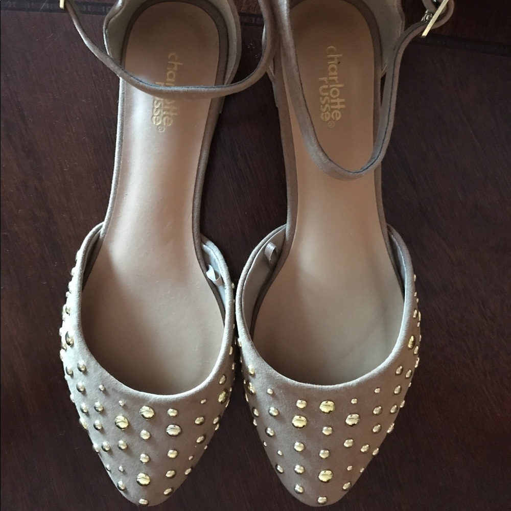 Never worn tan flats!