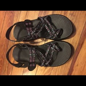 Women's chacos