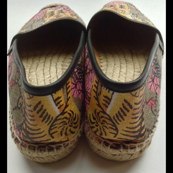 SOLD! Gucci Bengal 2017 Espadrilles Tiger Slide 37 - Picture 6 of 8