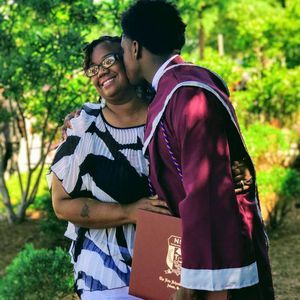 Meet your Posher, Consuela