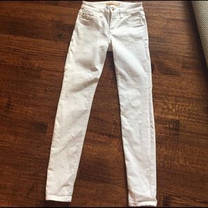 Joe's white jeans