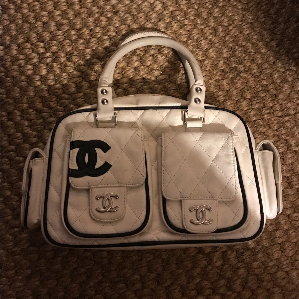 Chanel quilted purse