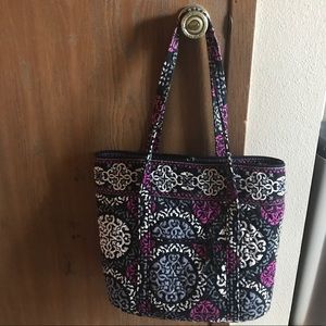 Vera Tote in Cranberry Magenta.