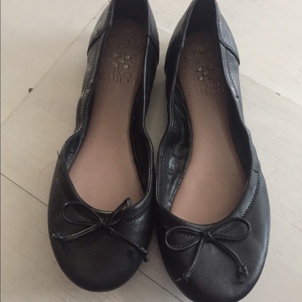 Vince Camuto Flats