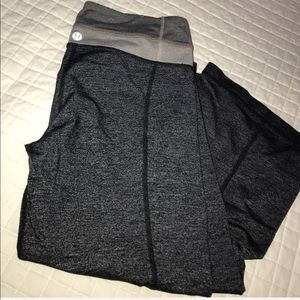 Lulu grey groove cropped