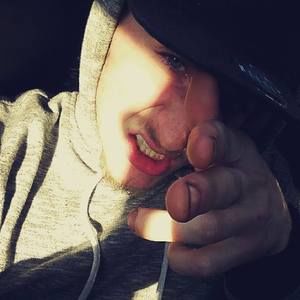 Meet your Posher, Colin