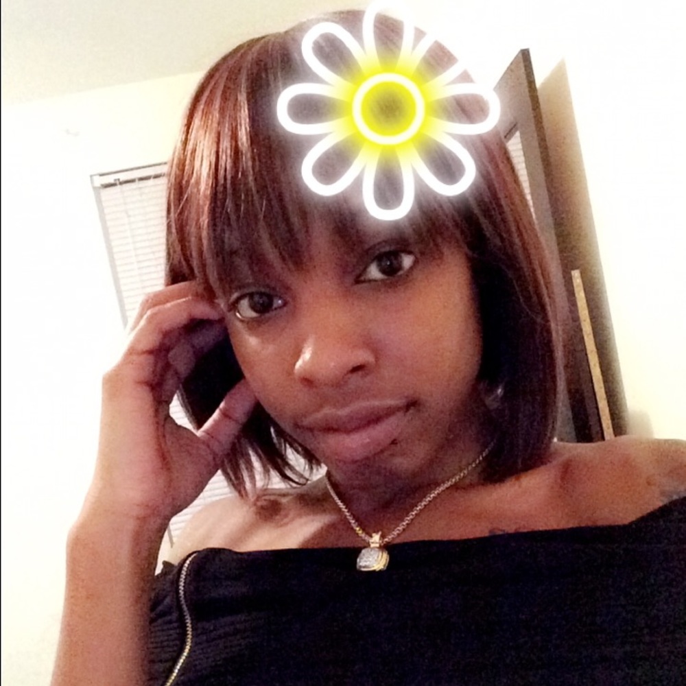 Meet your Posher, Erika