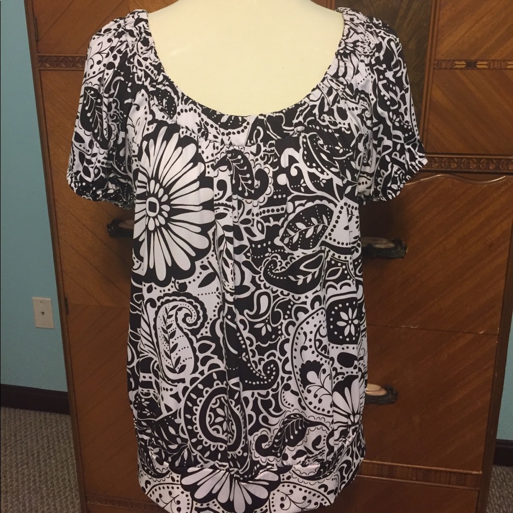 AGB Ladies brown and white print blouse.