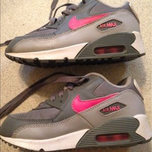 Girls Nike Tennis Shoes