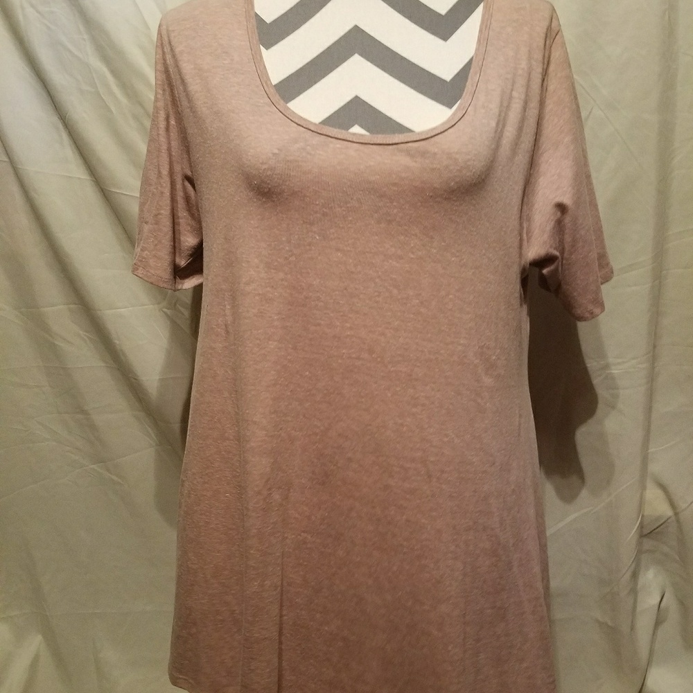 Light rose perfect tee