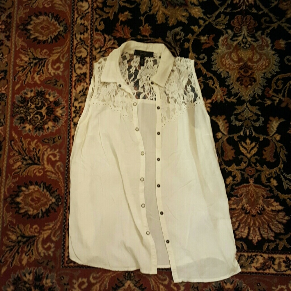 White lacey butron up