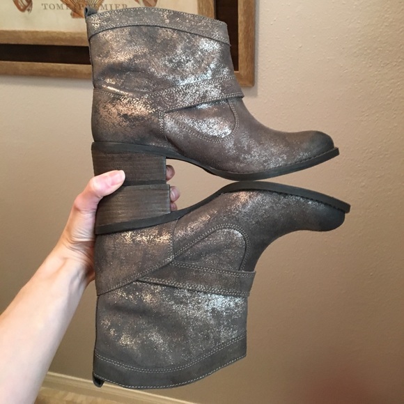 •SOLD• New Naughty Monkey Metalicah Boots 9 - 9.5 - Picture 5 of 8