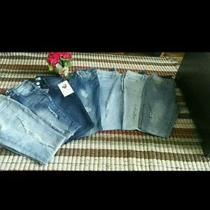 Ripped women's skinny jeans