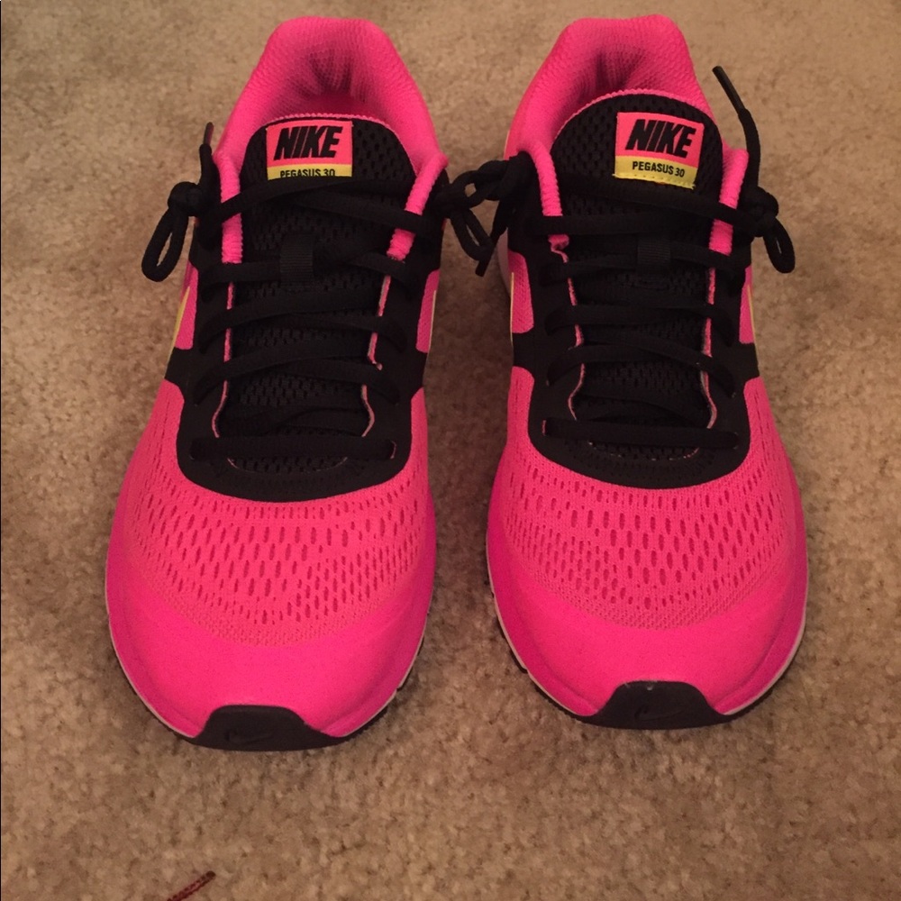 Nike pegasus 30 running sneaker