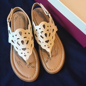 Naturalizer white sandals