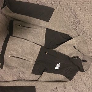 North face Denali grey !