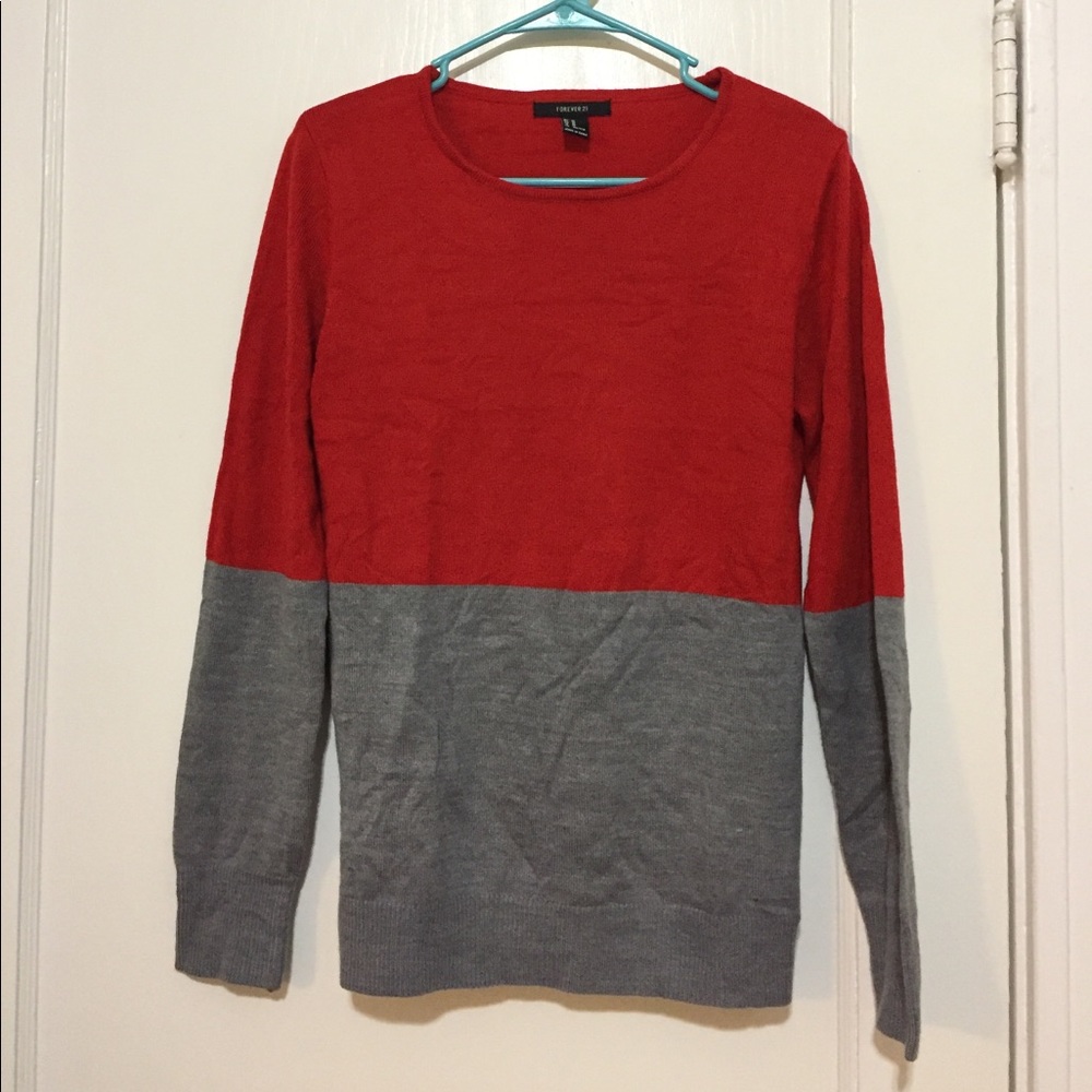 Super cute Sweater