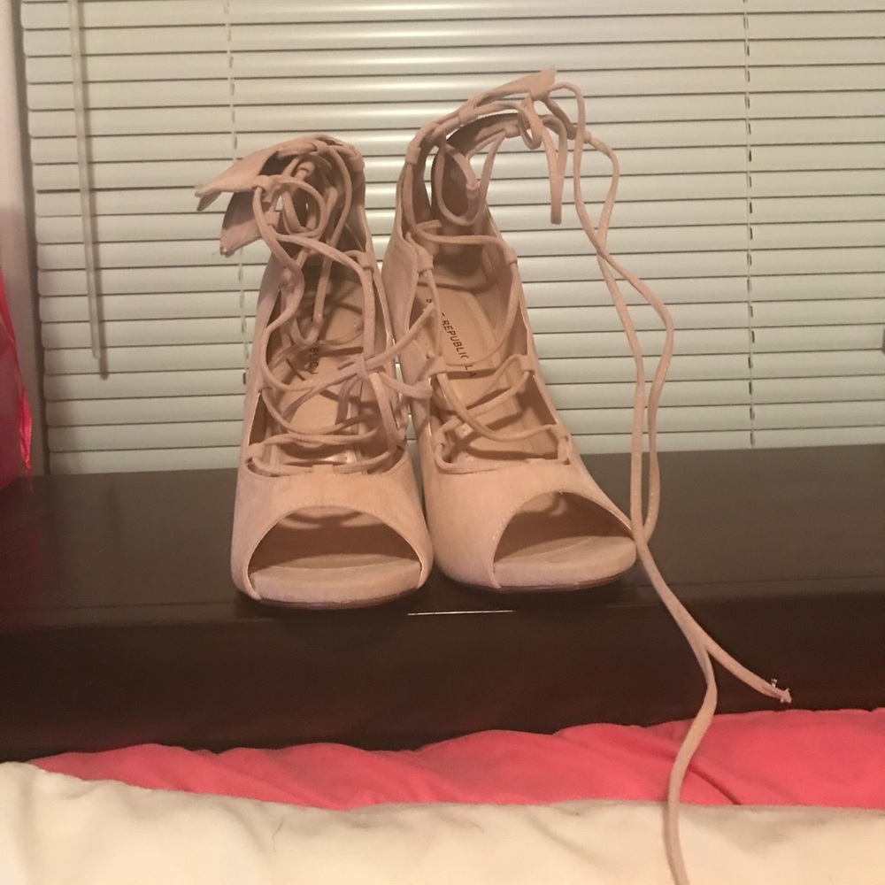 Tan lace up heels 4 inches