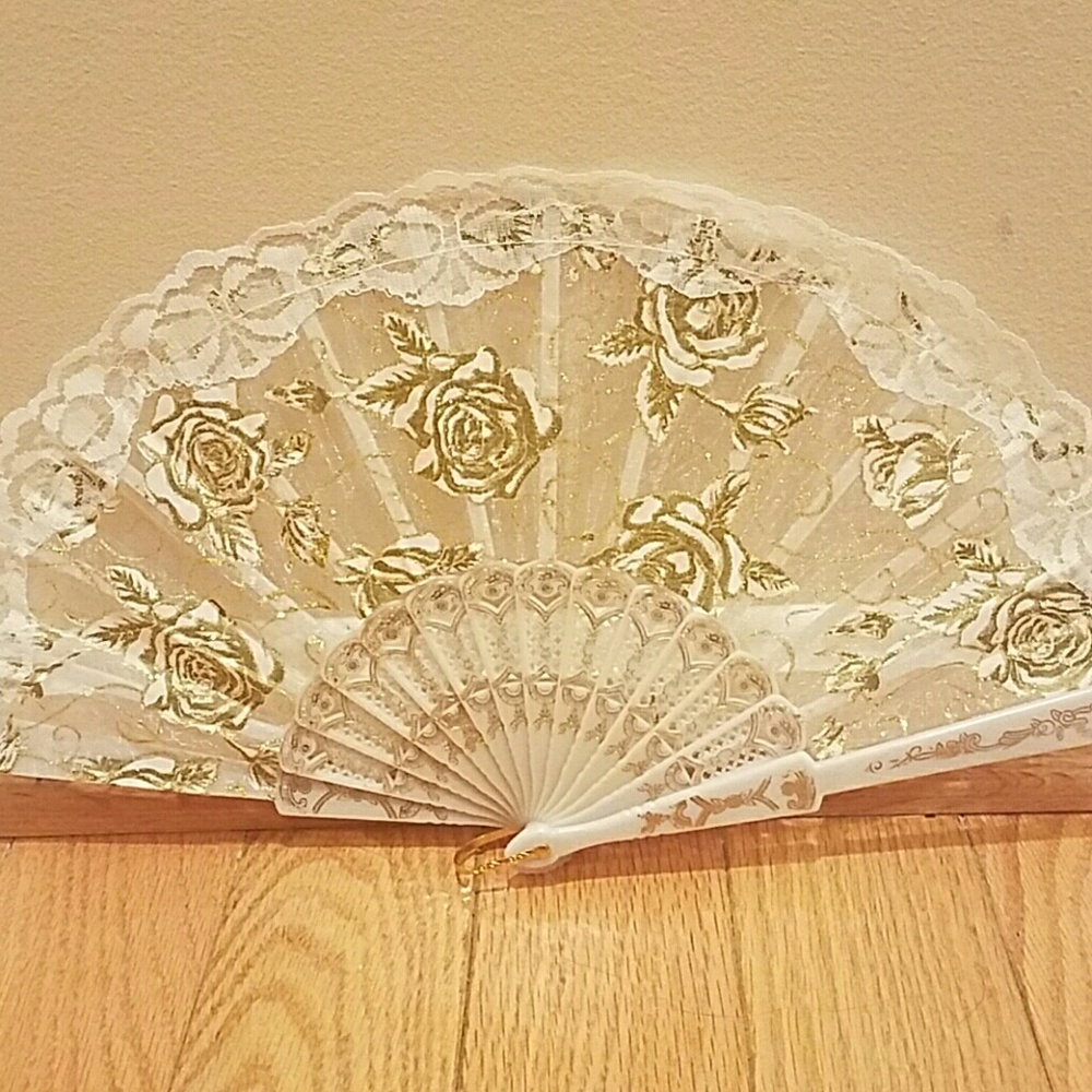 Bridal fan