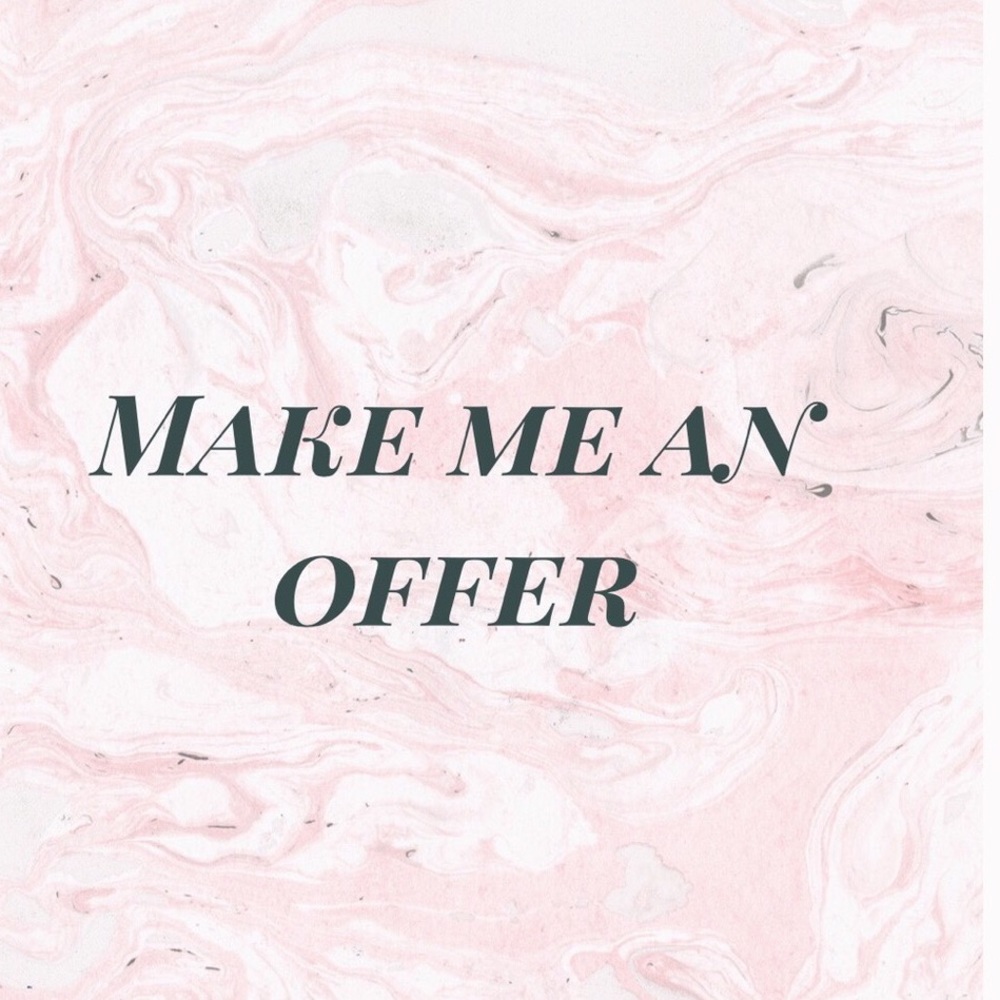 🛍✨Open To All Reasonable Offers✨🛍