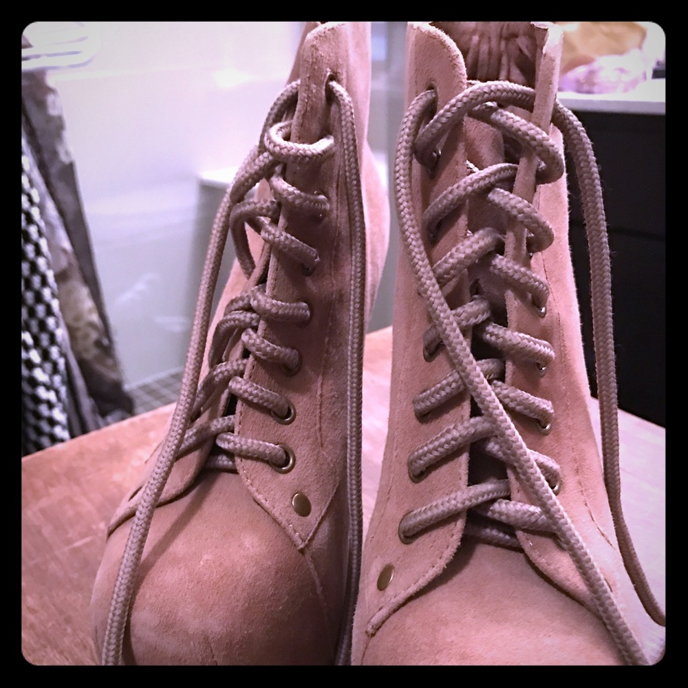 Jeffrey Campbell Tan suede Booties 5.5 $25
