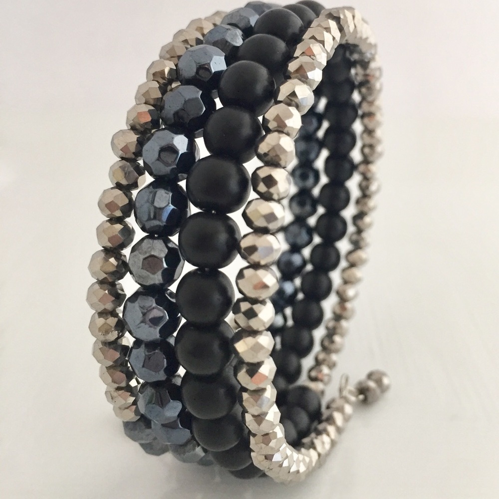 Handmade Black & Gray Memory Wire Bracelet - Picture 1 of 4