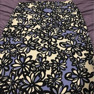 LulaRoe Cassie skirt