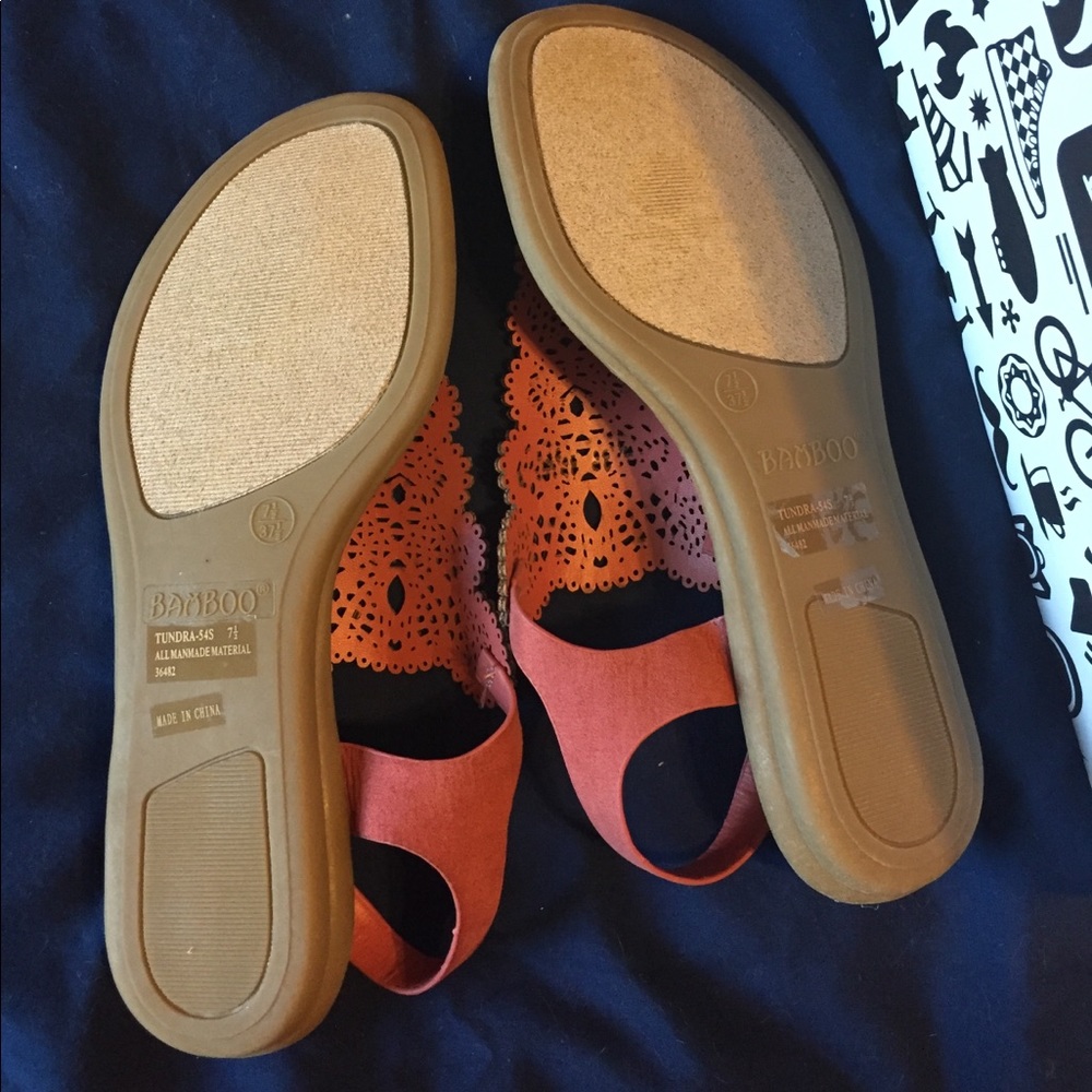 Pink sandals with cutout design - Picture 4 of 5