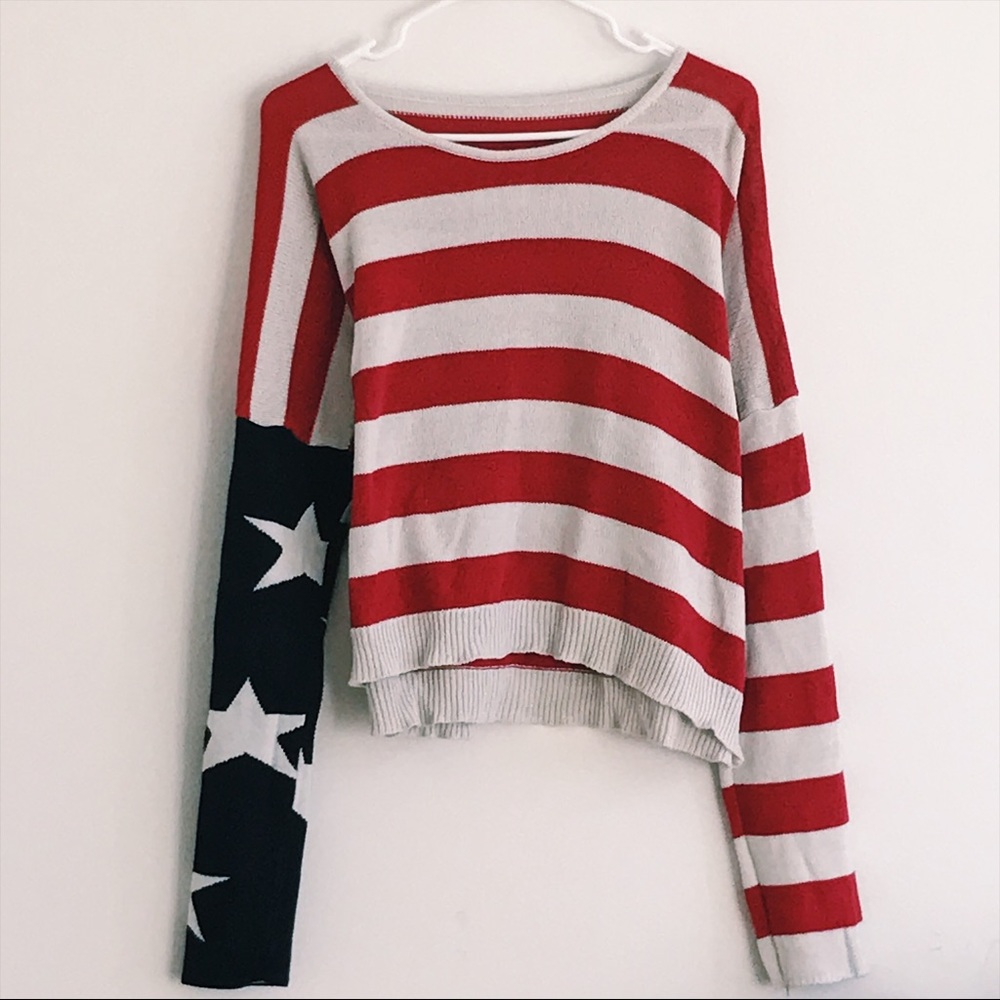Brandy Melville Patriotic Sweater/Long Sleeve