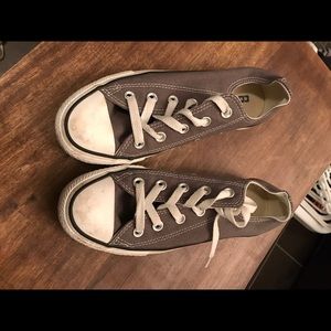 Gray converse chucks 5.5 worn once $20