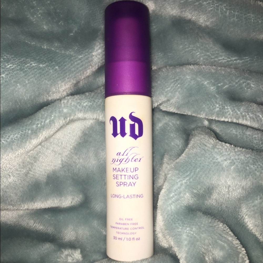 Urban decay setting spray
