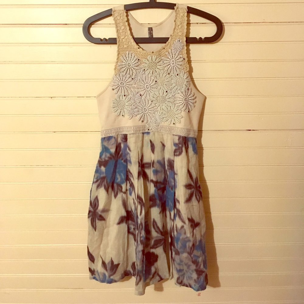 Free People summer dress with pockets!
