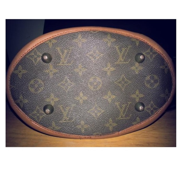 LOUIS VUITTON Marais Prototype Bucket Pm Bag - Picture 4 of 8