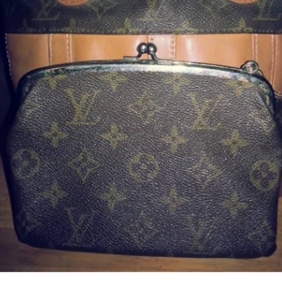 LOUIS VUITTON Marais Prototype Bucket Pm Bag - Picture 7 of 8