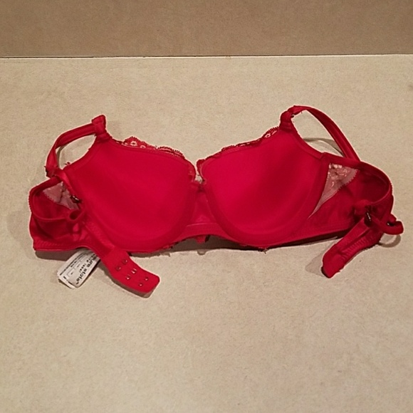 32B Red Pleasure State White Label Bra - Picture 2 of 3