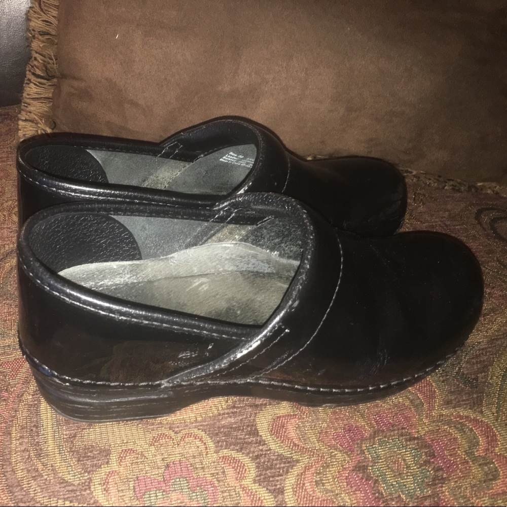 Very worn size 39 dansko