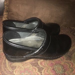 Very worn size 39 dansko