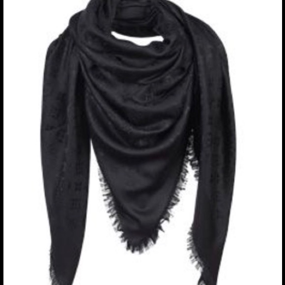 SOLD - Louis Vuitton Blanket Scarf - Picture 3 of 3